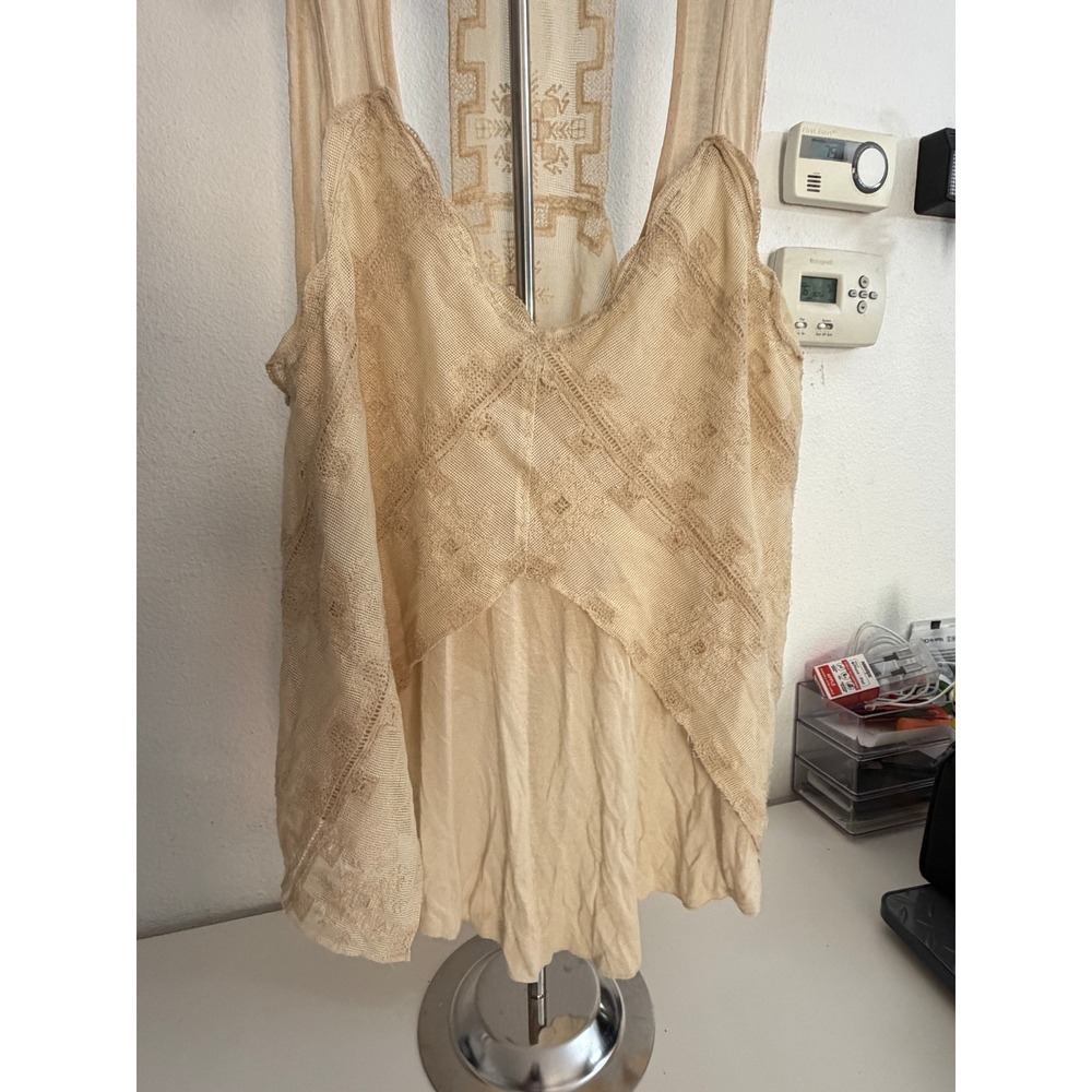 Free People Beige Embroidered Lace Boho Racerback Tank Top Large Cream V-Neck - Picture 2 of 4